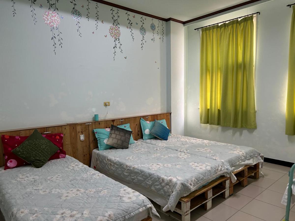 Apartamento Golden House Tainan Exterior foto